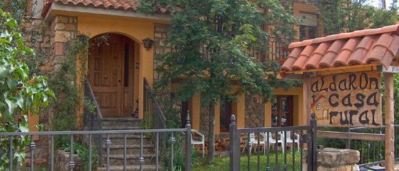 Vista frontal de la casa..